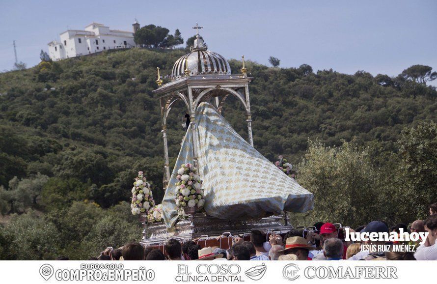 Galería: Multitudinaria despedida a la Virgen de Araceli en su Romería de Subida