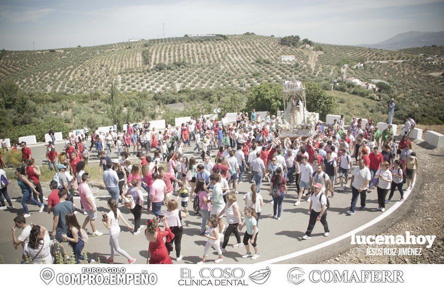 Galería: Multitudinaria despedida a la Virgen de Araceli en su Romería de Subida