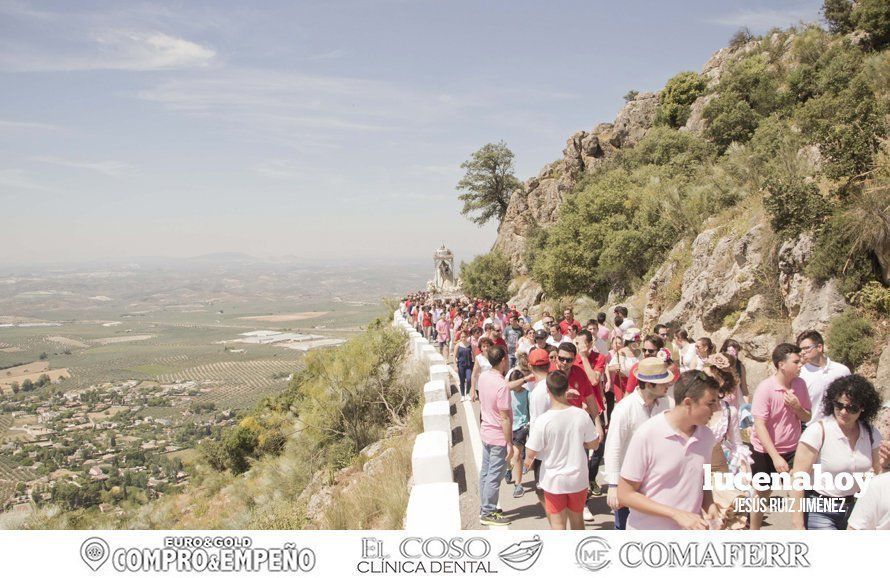 Galería: Multitudinaria despedida a la Virgen de Araceli en su Romería de Subida