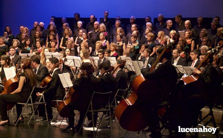 Galería: Brillante concierto de 'Grandes Coros Líricos' con la Orquesta del Conservatorio y las corales de Lucena y Linares