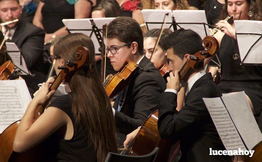 Galería: Brillante concierto de 'Grandes Coros Líricos' con la Orquesta del Conservatorio y las corales de Lucena y Linares