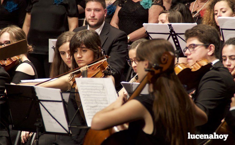 Galería: Brillante concierto de 'Grandes Coros Líricos' con la Orquesta del Conservatorio y las corales de Lucena y Linares