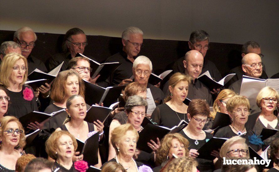 Galería: Brillante concierto de 'Grandes Coros Líricos' con la Orquesta del Conservatorio y las corales de Lucena y Linares