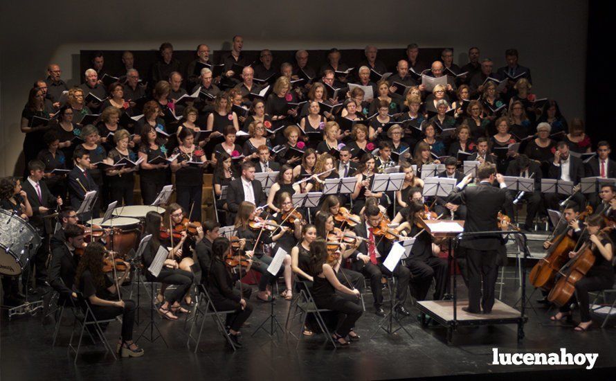 Galería: Brillante concierto de 'Grandes Coros Líricos' con la Orquesta del Conservatorio y las corales de Lucena y Linares Galería: Brillante concierto de 'Grandes Coros Líricos' con la Orquesta del Conservatorio y las corales de Lucena y Linares