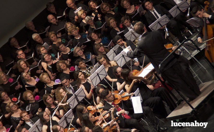 Galería: Brillante concierto de 'Grandes Coros Líricos' con la Orquesta del Conservatorio y las corales de Lucena y Linares