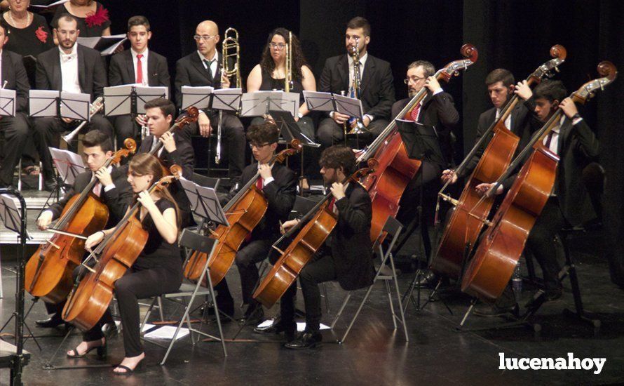 Galería: Brillante concierto de 'Grandes Coros Líricos' con la Orquesta del Conservatorio y las corales de Lucena y Linares