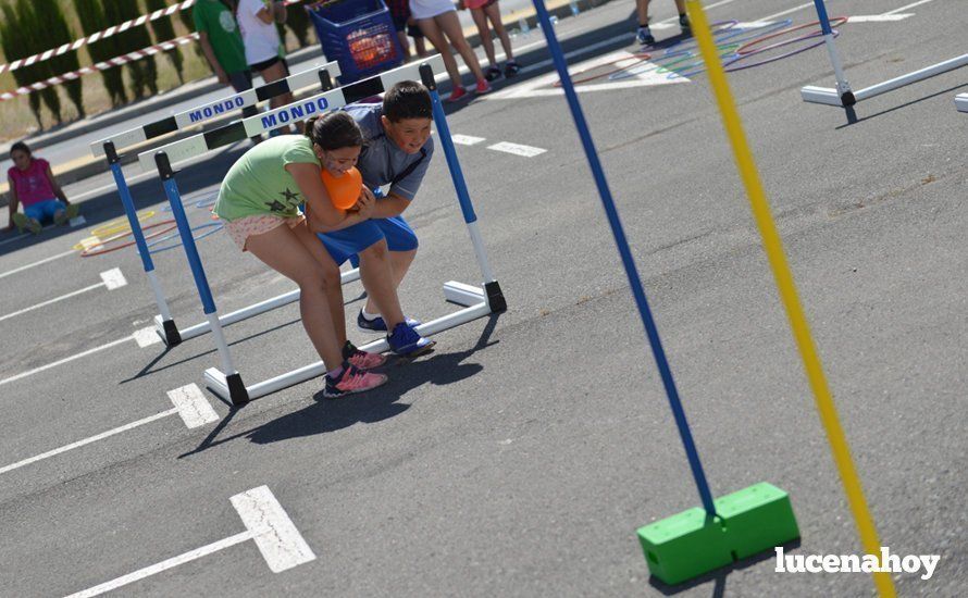 Galería: Así fue la Jornada Multideportiva en los aparcamientos de Carrefour