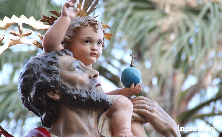 Galería: San Cristóbal vuelve a procesionar por las calles de Lucena tras un año de ausencia Galería: San Cristóbal vuelve a procesionar por las calles de Lucena tras un año de ausencia