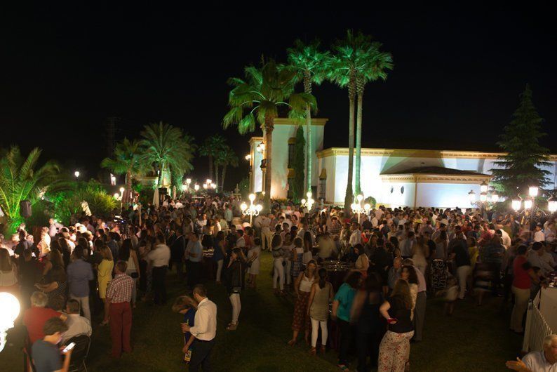 Galería: IV Verbena de Verano de la Cofradía de Nuestro Padre Jesús Galería: IV Verbena de Verano de la Cofradía de Nuestro Padre Jesús