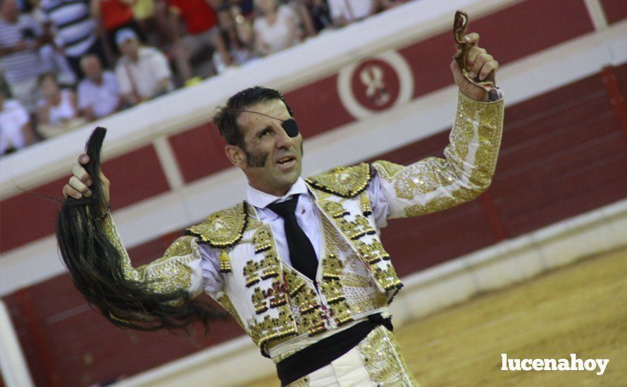 Galería: Tres puertas grandes y un indulto en la corrida del décimo aniversario del Coso de los Donceles con lleno en el tendido Galería: Tres puertas grandes y un indulto en la corrida del décimo aniversario del Coso de los Donceles con lleno en el tendido
