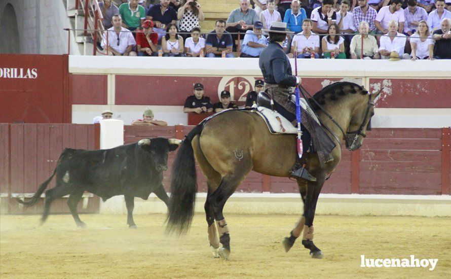 Galería: Tres puertas grandes y un indulto en la corrida del décimo aniversario del Coso de los Donceles con lleno en el tendido