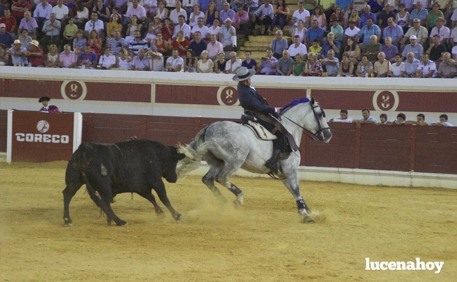 Galería: Tres puertas grandes y un indulto en la corrida del décimo aniversario del Coso de los Donceles con lleno en el tendido