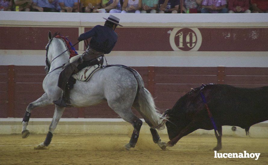 Galería: Tres puertas grandes y un indulto en la corrida del décimo aniversario del Coso de los Donceles con lleno en el tendido