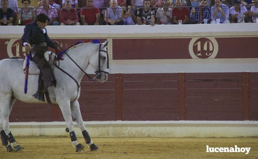 Galería: Tres puertas grandes y un indulto en la corrida del décimo aniversario del Coso de los Donceles con lleno en el tendido