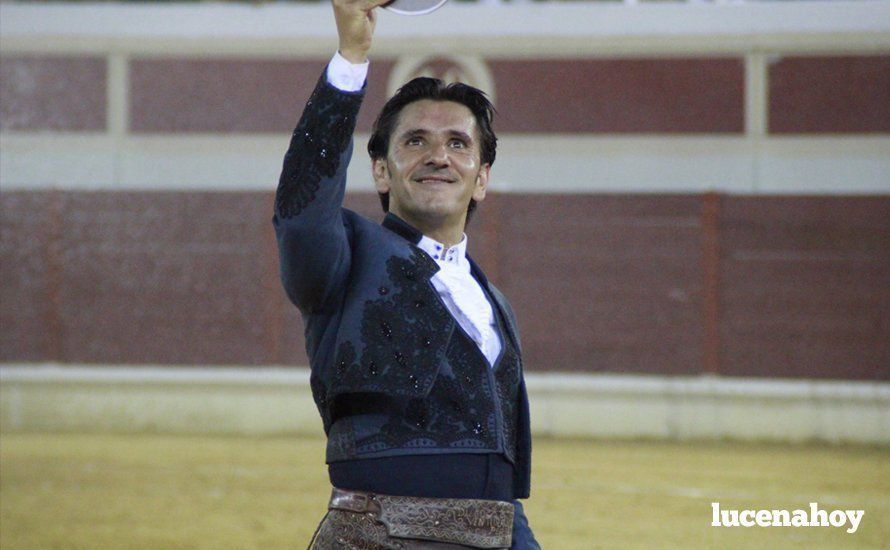 Galería: Tres puertas grandes y un indulto en la corrida del décimo aniversario del Coso de los Donceles con lleno en el tendido