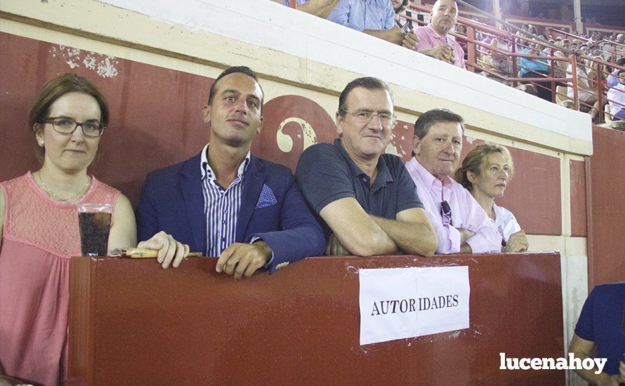 Galería: Tres puertas grandes y un indulto en la corrida del décimo aniversario del Coso de los Donceles con lleno en el tendido