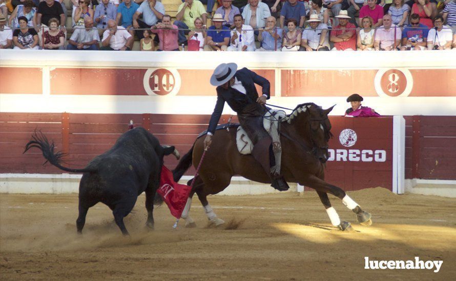 Galería: Tres puertas grandes y un indulto en la corrida del décimo aniversario del Coso de los Donceles con lleno en el tendido