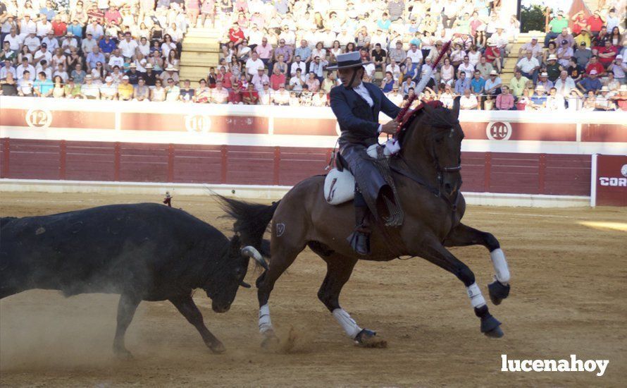 Galería: Tres puertas grandes y un indulto en la corrida del décimo aniversario del Coso de los Donceles con lleno en el tendido