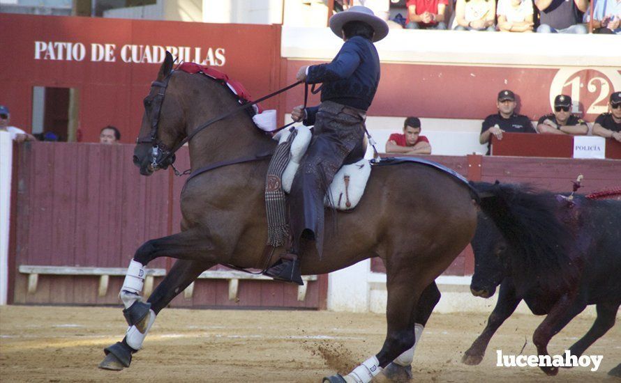 Galería: Tres puertas grandes y un indulto en la corrida del décimo aniversario del Coso de los Donceles con lleno en el tendido