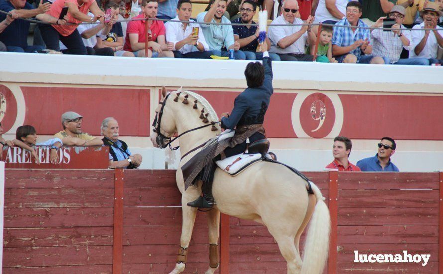 Galería: Tres puertas grandes y un indulto en la corrida del décimo aniversario del Coso de los Donceles con lleno en el tendido