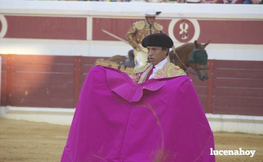 Galería: Tres puertas grandes y un indulto en la corrida del décimo aniversario del Coso de los Donceles con lleno en el tendido