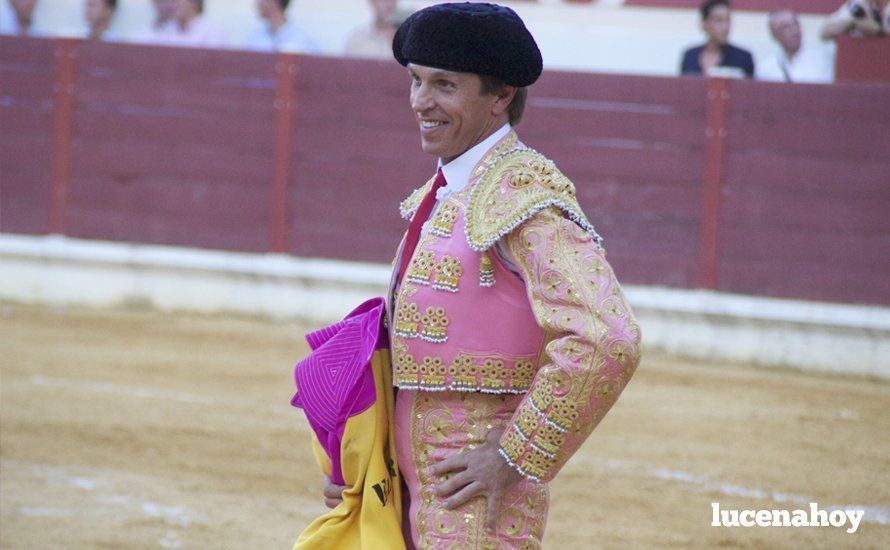 Galería: Tres puertas grandes y un indulto en la corrida del décimo aniversario del Coso de los Donceles con lleno en el tendido Galería: Tres puertas grandes y un indulto en la corrida del décimo aniversario del Coso de los Donceles con lleno en el tendido
