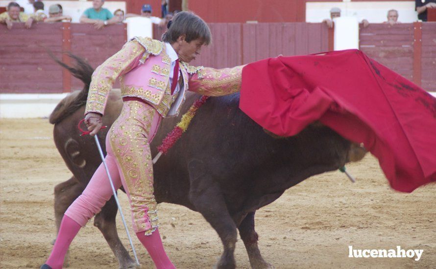 Galería: Tres puertas grandes y un indulto en la corrida del décimo aniversario del Coso de los Donceles con lleno en el tendido