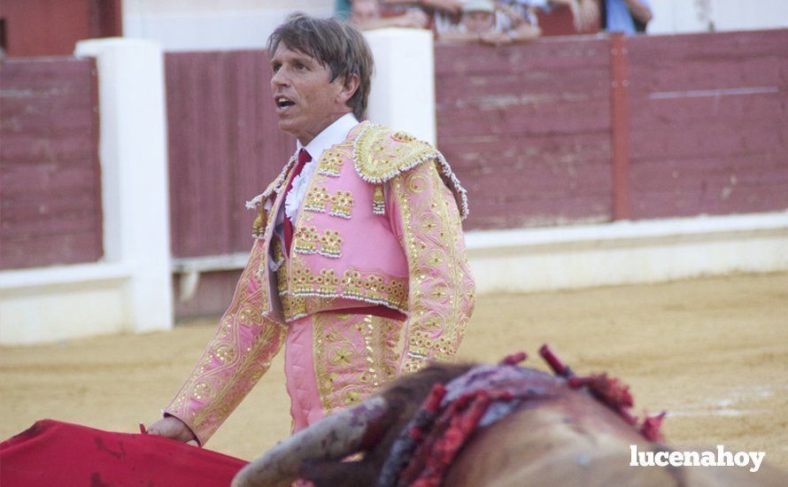 Galería: Tres puertas grandes y un indulto en la corrida del décimo aniversario del Coso de los Donceles con lleno en el tendido