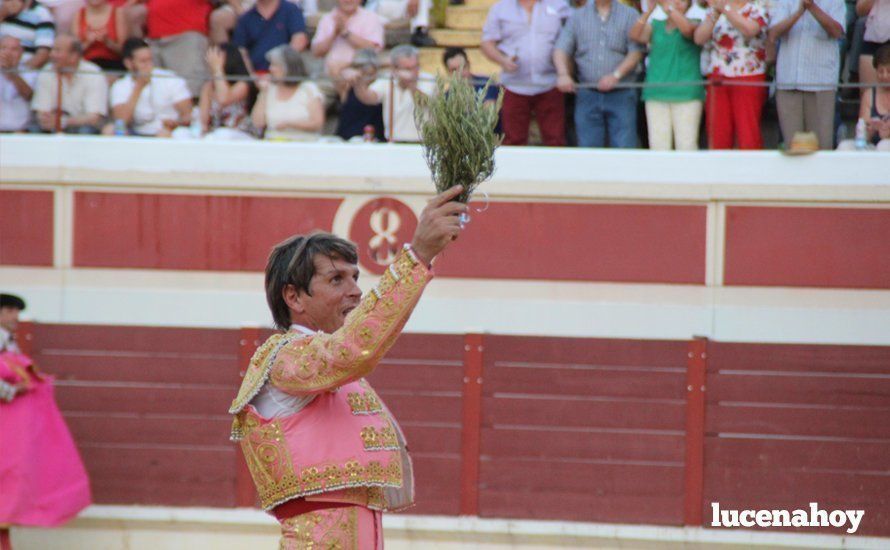 Galería: Tres puertas grandes y un indulto en la corrida del décimo aniversario del Coso de los Donceles con lleno en el tendido Galería: Tres puertas grandes y un indulto en la corrida del décimo aniversario del Coso de los Donceles con lleno en el tendido