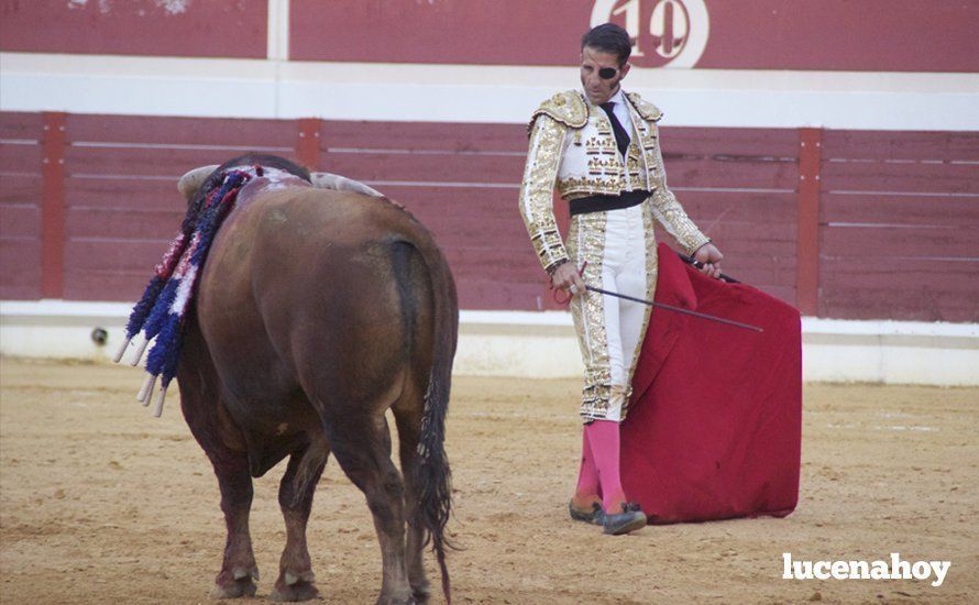 Galería: Tres puertas grandes y un indulto en la corrida del décimo aniversario del Coso de los Donceles con lleno en el tendido