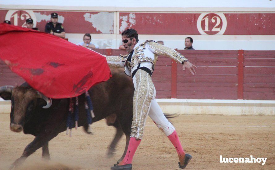 Galería: Tres puertas grandes y un indulto en la corrida del décimo aniversario del Coso de los Donceles con lleno en el tendido