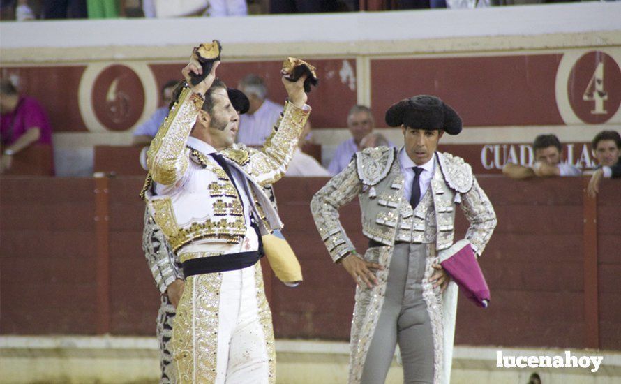 Galería: Tres puertas grandes y un indulto en la corrida del décimo aniversario del Coso de los Donceles con lleno en el tendido Galería: Tres puertas grandes y un indulto en la corrida del décimo aniversario del Coso de los Donceles con lleno en el tendido