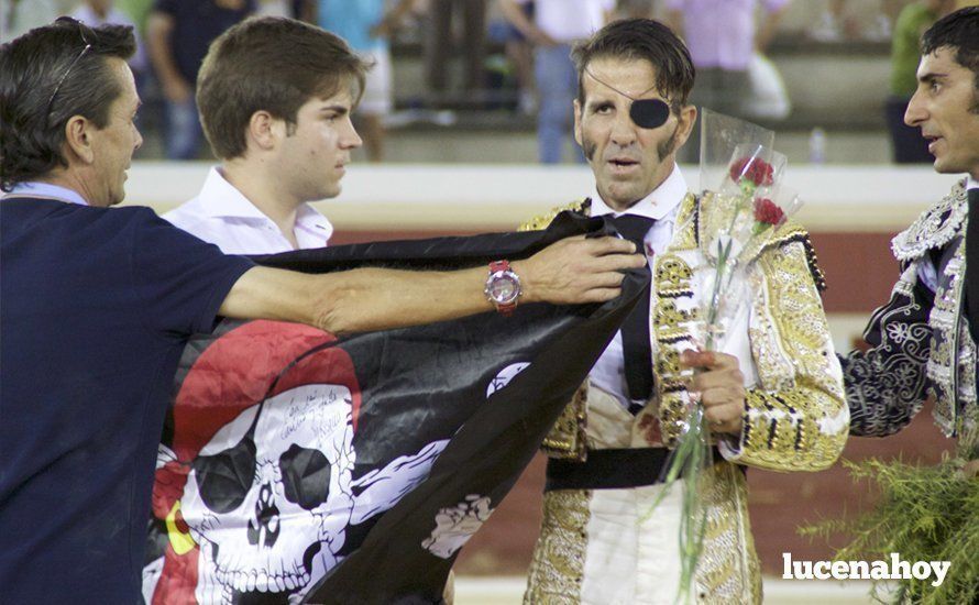 Galería: Tres puertas grandes y un indulto en la corrida del décimo aniversario del Coso de los Donceles con lleno en el tendido