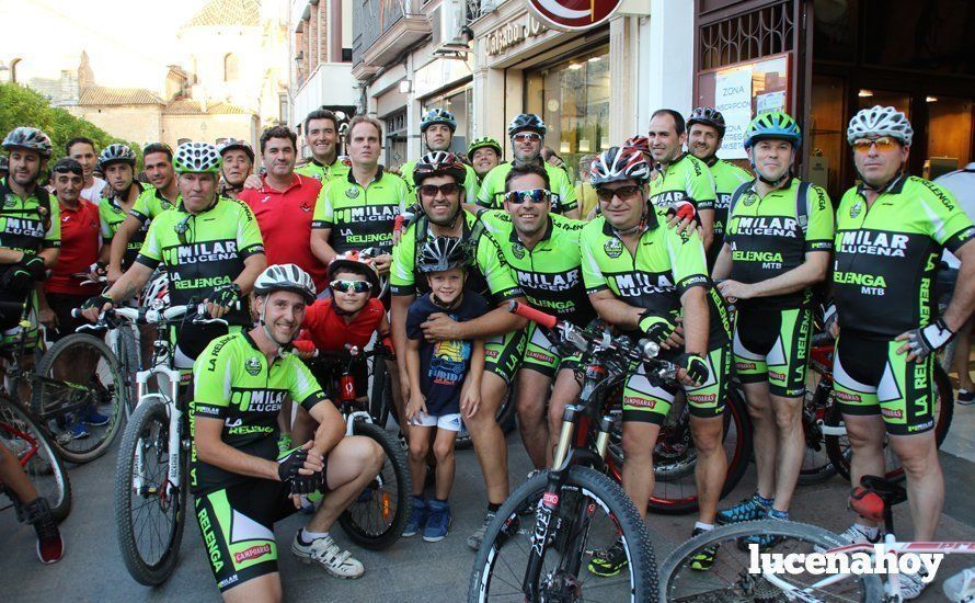 Galería: Casi 300 aficionados al MTB participaron anyer en la Ruta Nocturna en Bicicleta