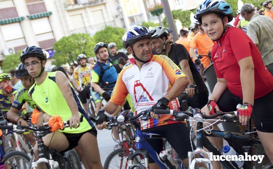 Galería: Casi 300 aficionados al MTB participaron anyer en la Ruta Nocturna en Bicicleta