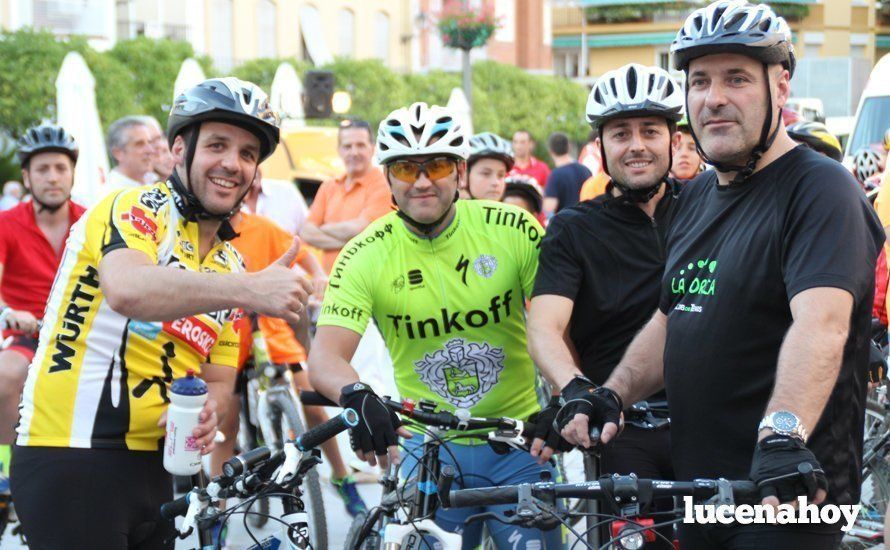 Galería: Casi 300 aficionados al MTB participaron anyer en la Ruta Nocturna en Bicicleta