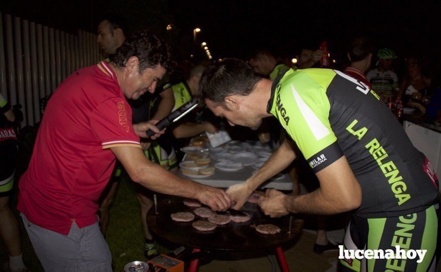 Galería: Casi 300 aficionados al MTB participaron anyer en la Ruta Nocturna en Bicicleta