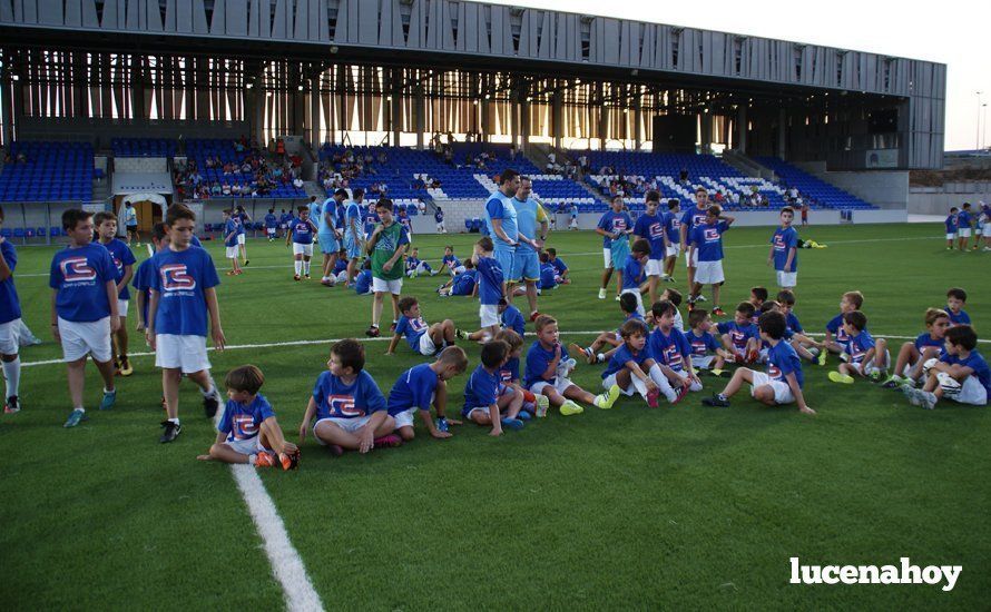 Galería: La Alta Escuela de Tecnificación y Formación de Fútbol de Lucena termina su segundo verano con 132 inscritos Galería: La Alta Escuela de Tecnificación y Formación de Fútbol de Lucena termina su segundo verano con 132 inscritos