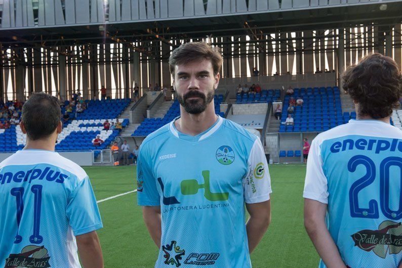 Galería: Presentación del Ciudad de Lucena y partido frente al Antequera (0-1)