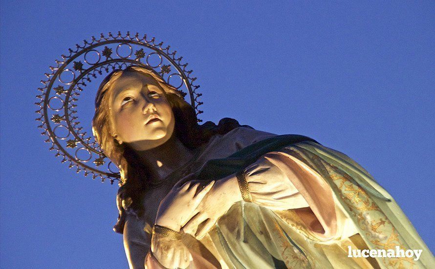 Galería: La joven cuadrilla de Jesús Servián Rueda procesiona la imagen de la Virgen de las Vegas