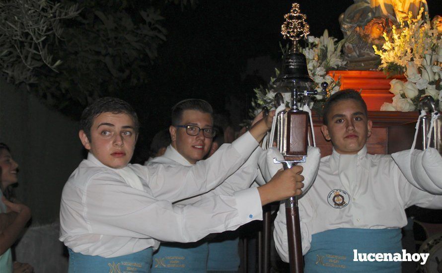 Galería: La joven cuadrilla de Jesús Servián Rueda procesiona la imagen de la Virgen de las Vegas