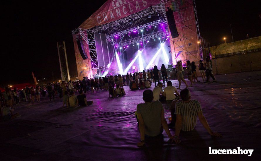 Galería: Buen ambiente y mucha fiesta en la primera jornada del Chanclas Festival