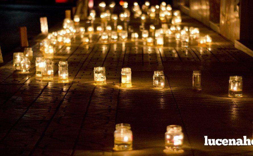 Galería: Encinas Reales celebró su VI Noche Encandilada llenando de magia y velas las calles del municipio