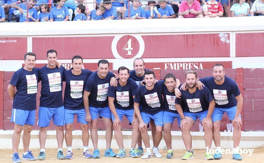 Galería: Más de cinco mil personas llenaron el Coso de los Donceles para ver ganar el Gran Prix por tercera vez al equipo "El Lápiz" Galería: Más de cinco mil personas llenaron el Coso de los Donceles para ver ganar el Gran Prix por tercera vez al equipo "El Lápiz"