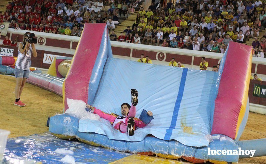 Galería: Más de cinco mil personas llenaron el Coso de los Donceles para ver ganar el Gran Prix por tercera vez al equipo "El Lápiz" Galería: Más de cinco mil personas llenaron el Coso de los Donceles para ver ganar el Gran Prix por tercera vez al equipo "El Lápiz"
