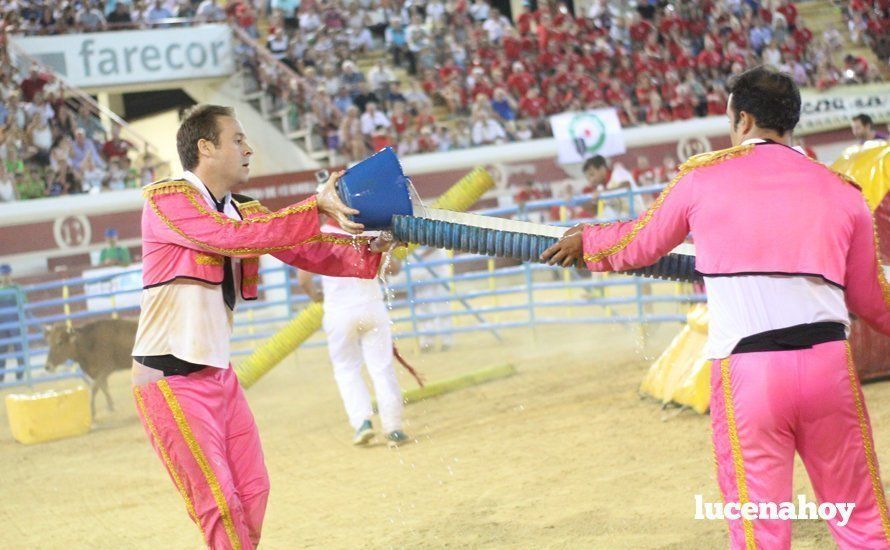Galería: Más de cinco mil personas llenaron el Coso de los Donceles para ver ganar el Gran Prix por tercera vez al equipo "El Lápiz" Galería: Más de cinco mil personas llenaron el Coso de los Donceles para ver ganar el Gran Prix por tercera vez al equipo "El Lápiz"