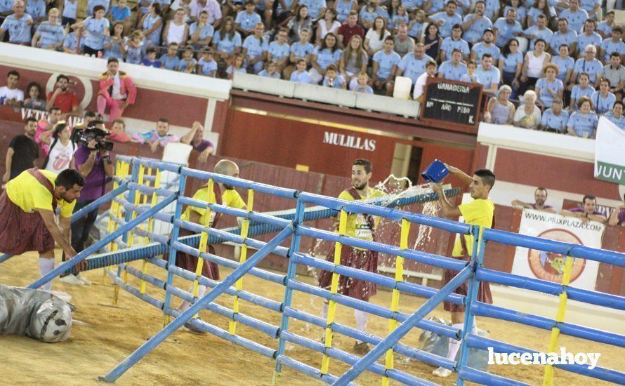 Galería: Más de cinco mil personas llenaron el Coso de los Donceles para ver ganar el Gran Prix por tercera vez al equipo "El Lápiz" Galería: Más de cinco mil personas llenaron el Coso de los Donceles para ver ganar el Gran Prix por tercera vez al equipo "El Lápiz"