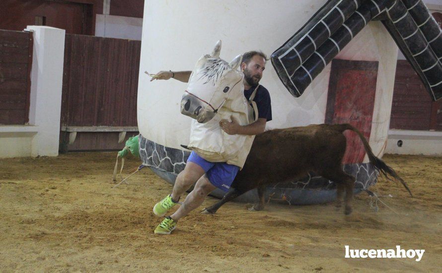 Galería: Más de cinco mil personas llenaron el Coso de los Donceles para ver ganar el Gran Prix por tercera vez al equipo "El Lápiz" Galería: Más de cinco mil personas llenaron el Coso de los Donceles para ver ganar el Gran Prix por tercera vez al equipo "El Lápiz"