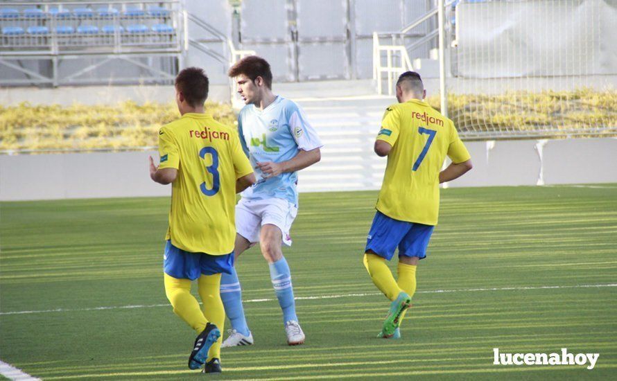 Galería: El Ciudad de Lucena se estrena en División de Honor con victoria frente al Conil C.F. (1-0)