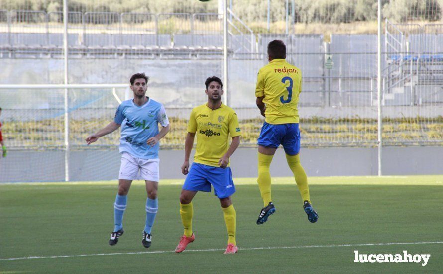 Galería: El Ciudad de Lucena se estrena en División de Honor con victoria frente al Conil C.F. (1-0)